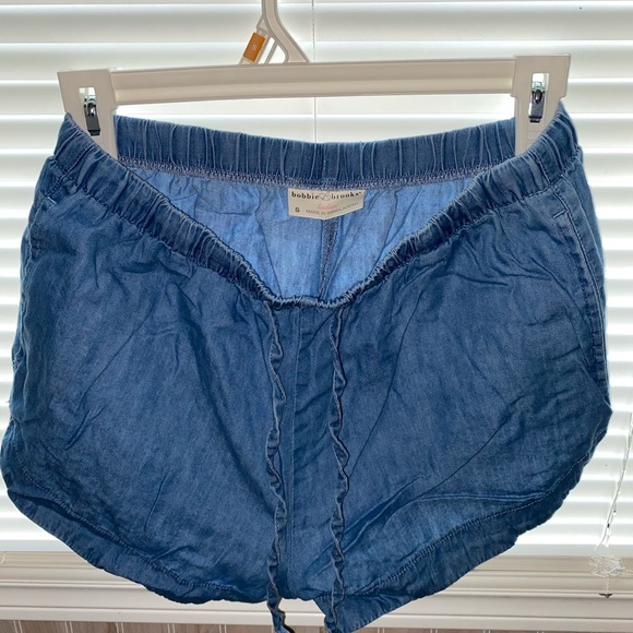 Shorts - Picture 4 of 6